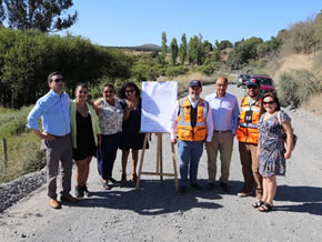 Seremi De la Fuente confirmó licitaciones para asfaltar 4 rutas en Ninhue y San Nicolás