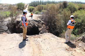 MOP inicia reemplazo del primero de los 3 puentes destruidos por el fuego en Ñuble