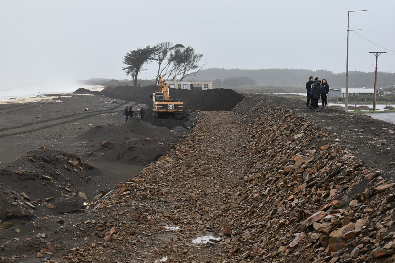 Dirección de Obras Portuarias del MOP mejorará y protegerá sector costero de Perales