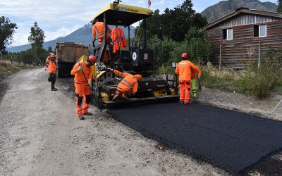 MOP inició el asfaltado de la ruta turística La Balsa en San Fabián